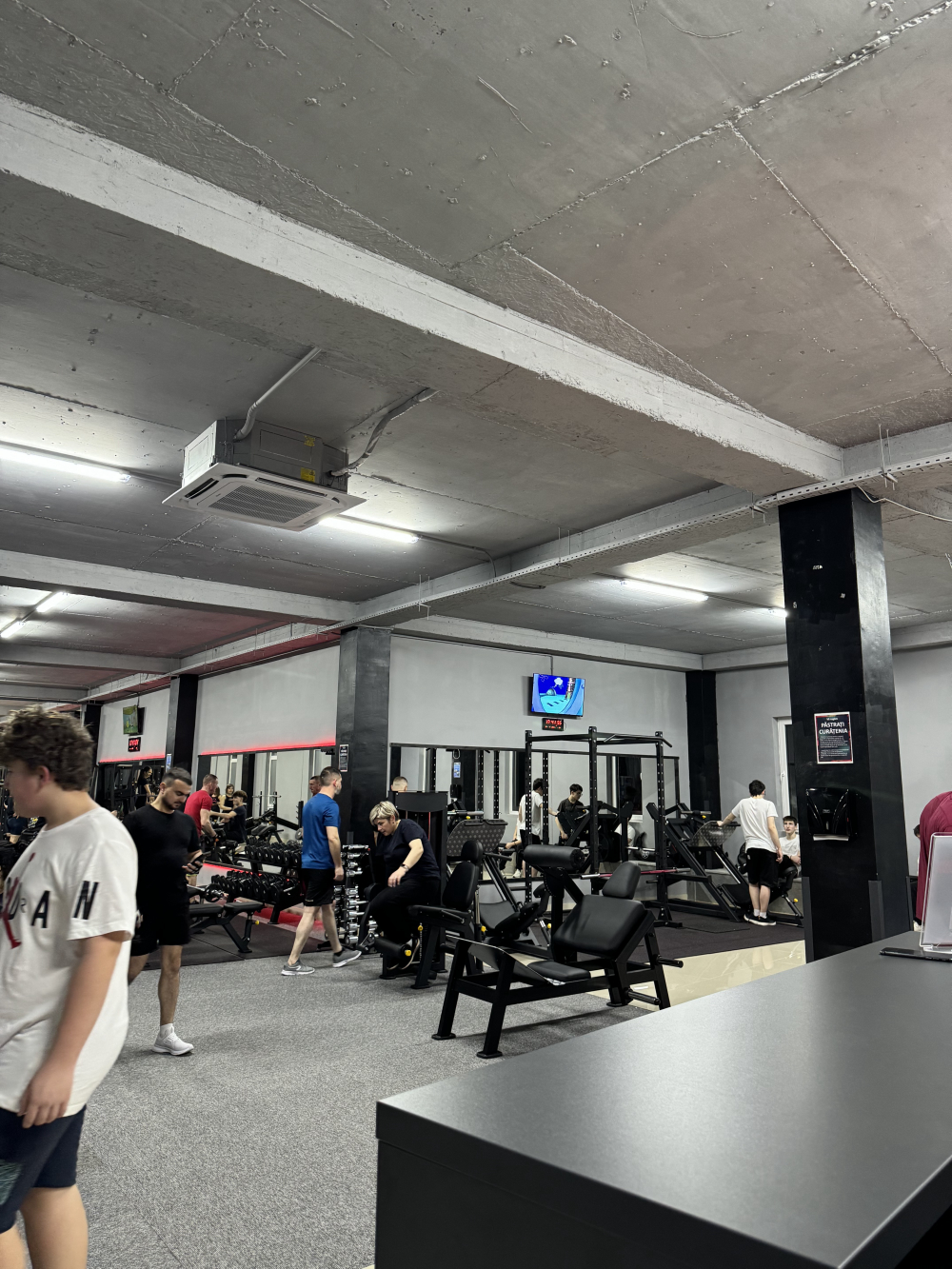  BEST FITGYM SRL